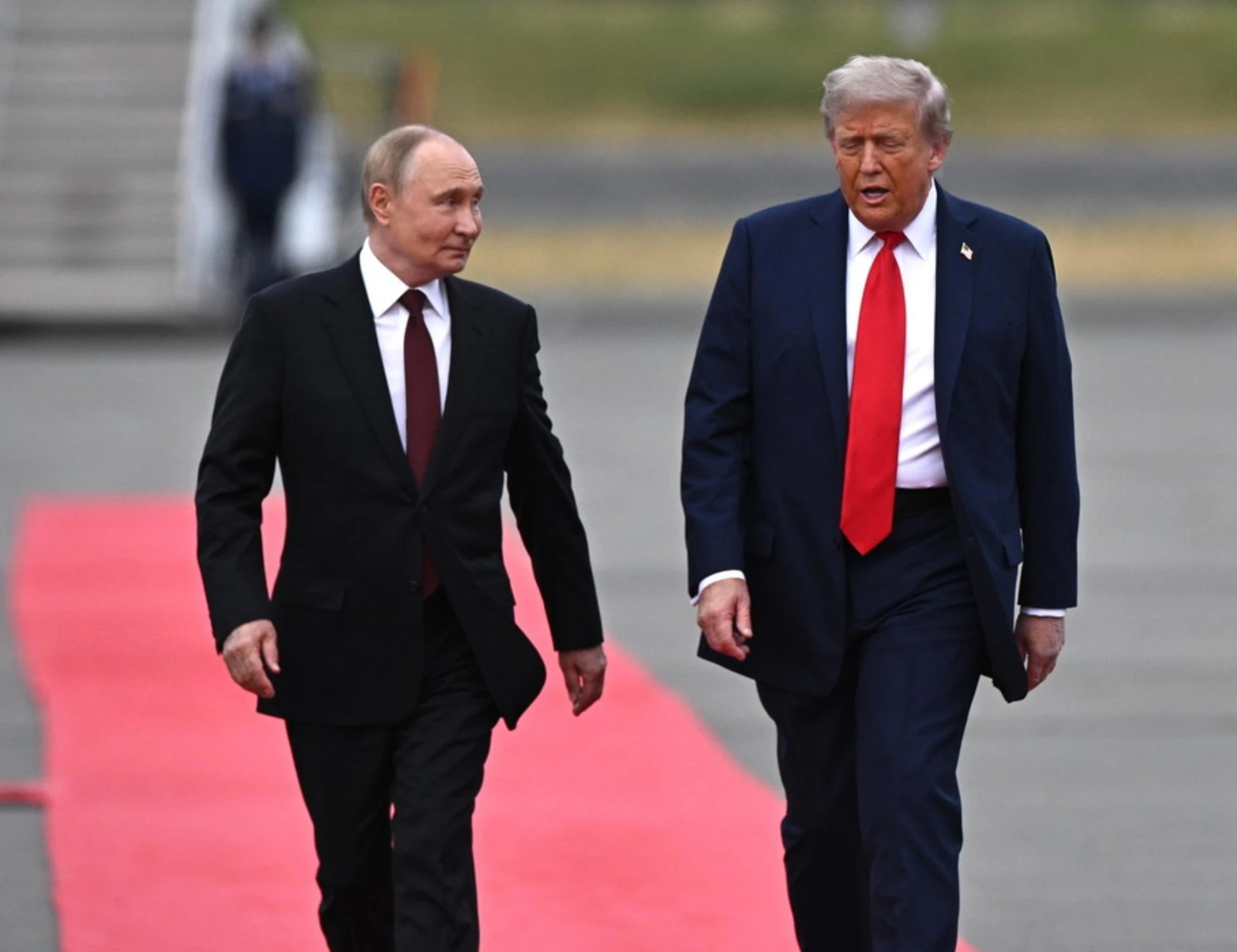 Putin e Trump, non solo Iran e Ucraina: la telefonata di 90 minuti ridisegna gli equilibri mondiali