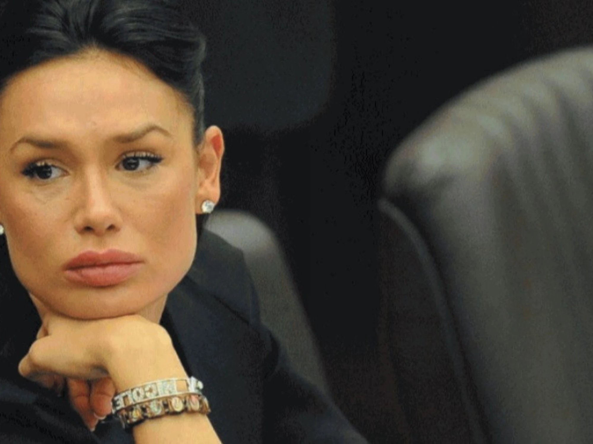 Grazia a Nicole Minetti, il mistero dell'asse tra "Fatto Quotidiano" e Rai