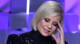 Grande Fratello Vip, "la regina degli assorbenti": spunta un video compromettente su Antonella Elia