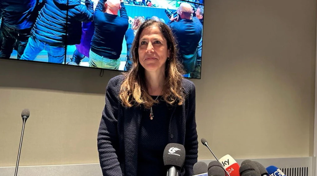 Alessandra Todde decaduta, vertice d'urgenza: sei contestazioni, ma la governatrice vuole resistere
