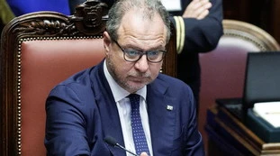 Giorgio Mulè, la bomba: "Marina e Pier Silvio? Successori naturali dei moderati"