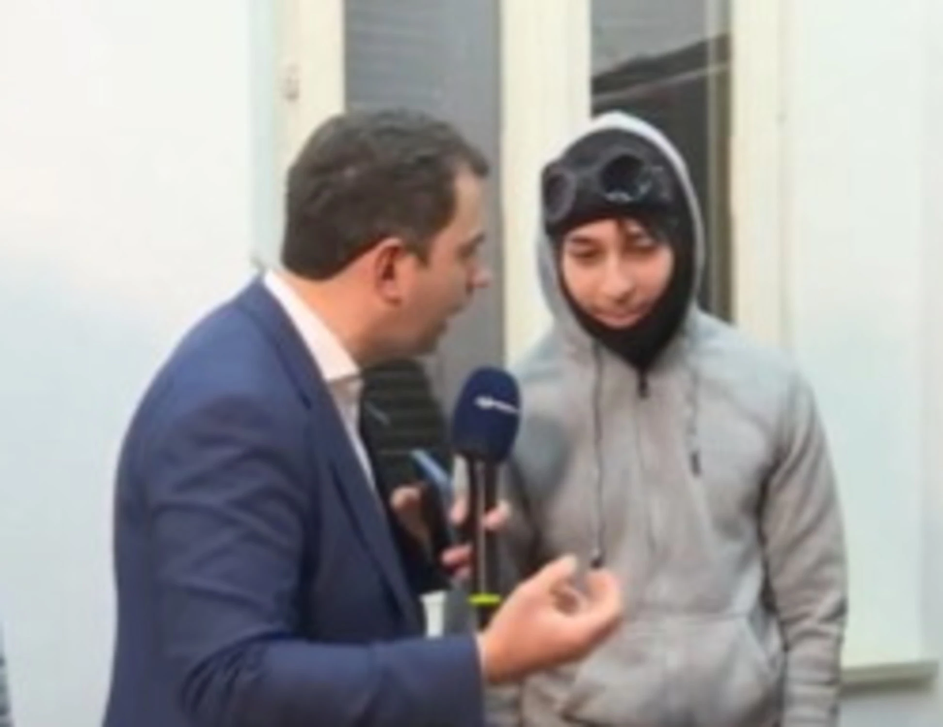 Dritto e rovescio, Del Debbio spiana il maranza: "Dopo una serie di c***te così..."