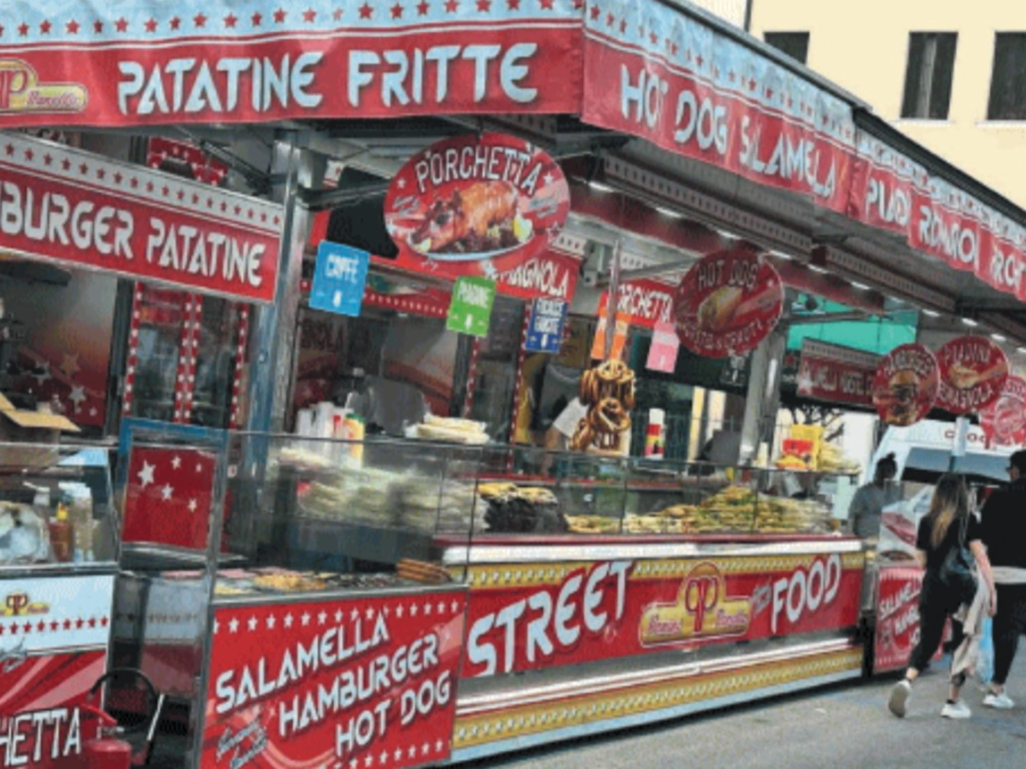 Panetta, il paninaro della notte premiato da Joe Bastianich