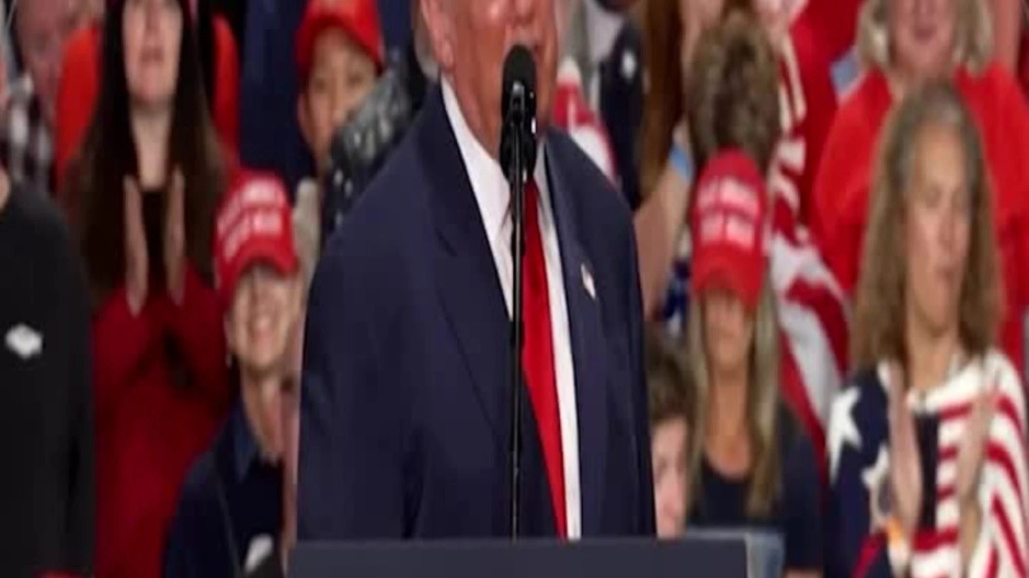 Trump attacca la Nobel per la Pace Pillay: "Dovevano vincerlo gli Usa, macchia indelebile sulla Norvegia"