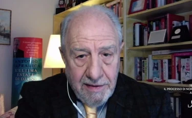 Antonio Caprarica, lo sfregio del kebab: "Che piaccia o no a Meloni..."