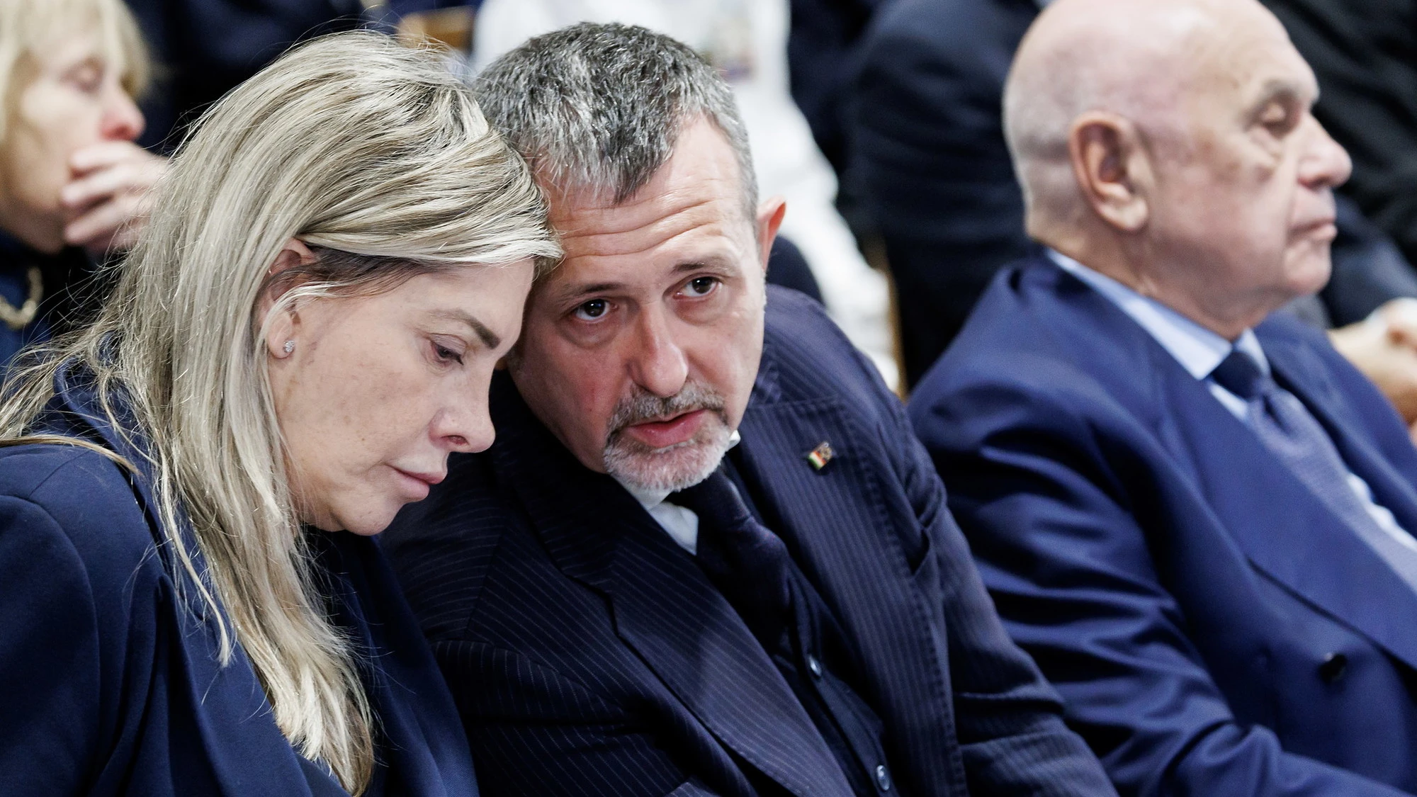 Referendum, Repubblica oltre il delirio: il "triangolo nero" della Giustizia