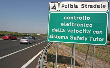 https://media.liberoquotidiano.it/xOpiHHc91vbOq-WRNrL2zq2rXsA8RhXRplNhgHfX-1Y/width:800/quality:90/aW1hZ2VzLzIwMjYvMDUvMjEvMTI1MTM4MTc0LTkwYTlkMWY1LWM4ODUtNGI5Yy1hMGE4LTJjODUxZjNlNTI2ZS5qcGc.webp