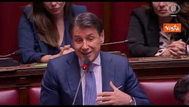 Conte a Meloni: Con piano di riarmo Italia ha un cappio al collo, perchè si è fatta fregare in Ue?