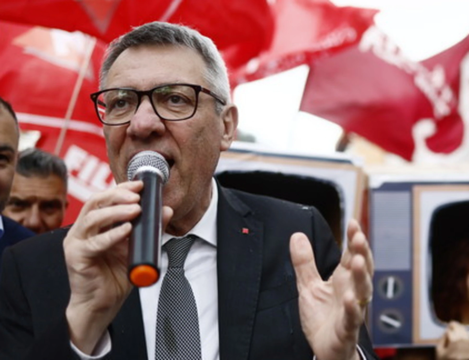 Landini invoca il referendum pro immigrati