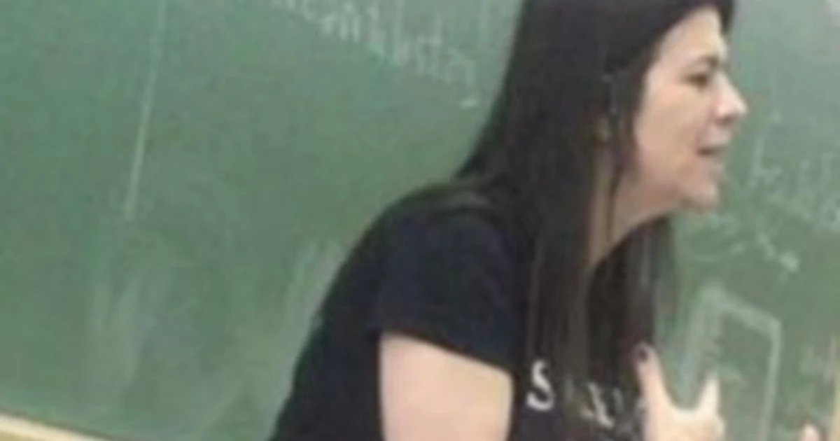 Coronavirus, Paola De Simone muore in diretta: la professoressa collassa davanti agli studenti su Zoom