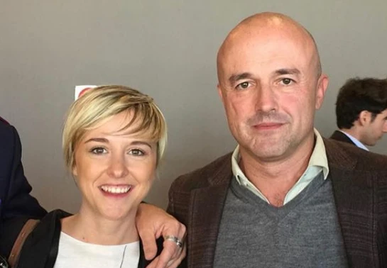 Nadia Toffa, Gianluigi Nuzzi sbotta: "Chi se ne frega di chi non c'era al funerale". L'accusa: "Comodo tu..."