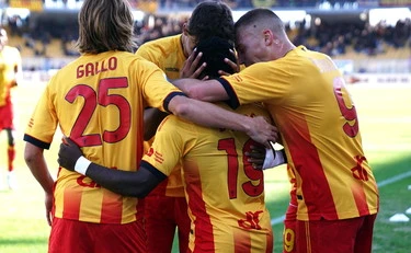 Il Lecce piega il Torino con Coulibaly e Banda: sprofondo-granata