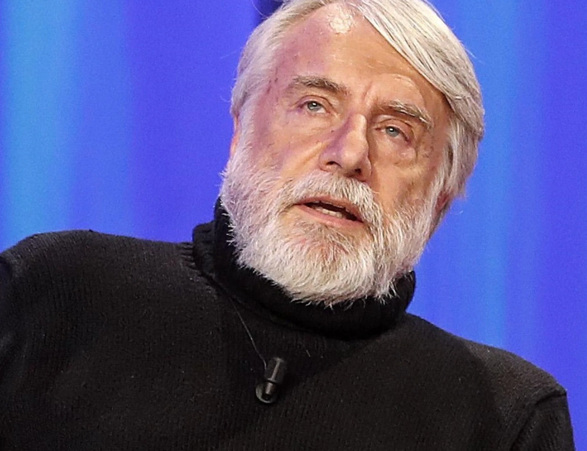 Paolo Crepet, prof aggredita a Bergamo: "Come è arrivato alle coltellate", una atroce verità