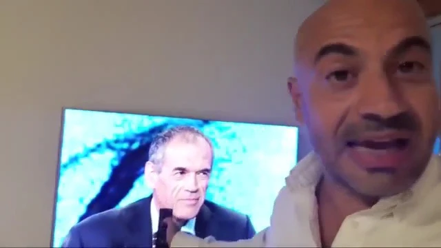 Che tempo che fa, Carlo Cottarelli gelato da Gianluigi Paragone: "Il problema non è quanti soldi, ma perché"