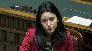 Lucia Azzolina, il retroscena: "In preda al ballo di San Vito", l'ultimo clamoroso sfottò al ministro M5s
