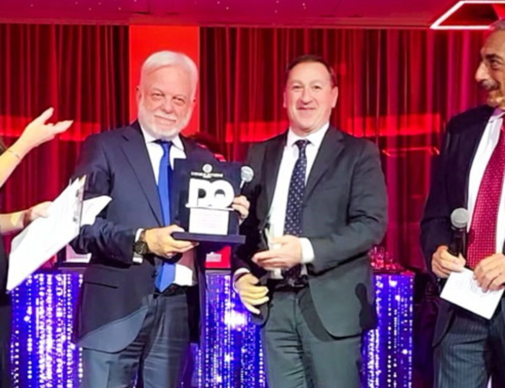 Festival di Sanremo: l’ad di Anas Claudio Andrea Gemme ritira il premio speciale 2026 al Gran Galà della stampa