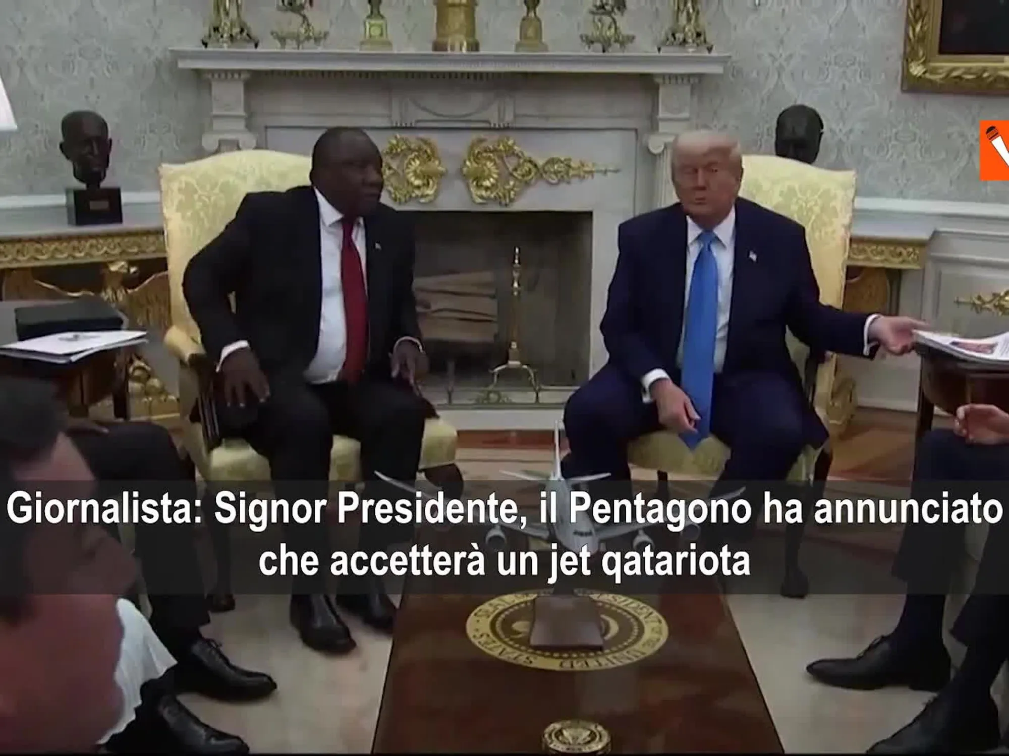 Leggi l'articolo: "Non ha le carte in regola": Trump caccia il giornalista