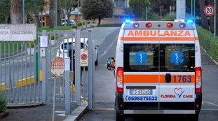 Coronavirus, il bollettino del 4 febbraio: 13.659 nuovi casi e 421 decessi, lieve risalita delle terapie intensive