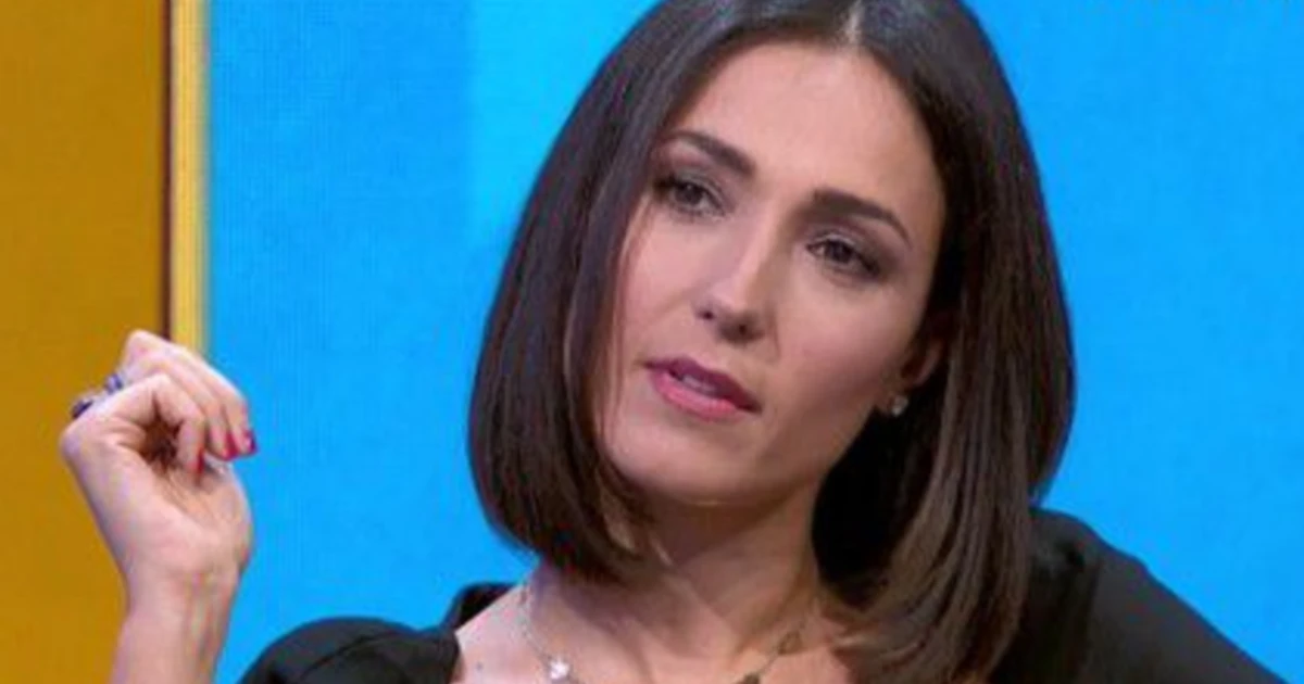 Caterina Balivo, polemica per Vieni da Me. Gasparri: "Cambiamento di sesso in fascia protetta? Vergogna"