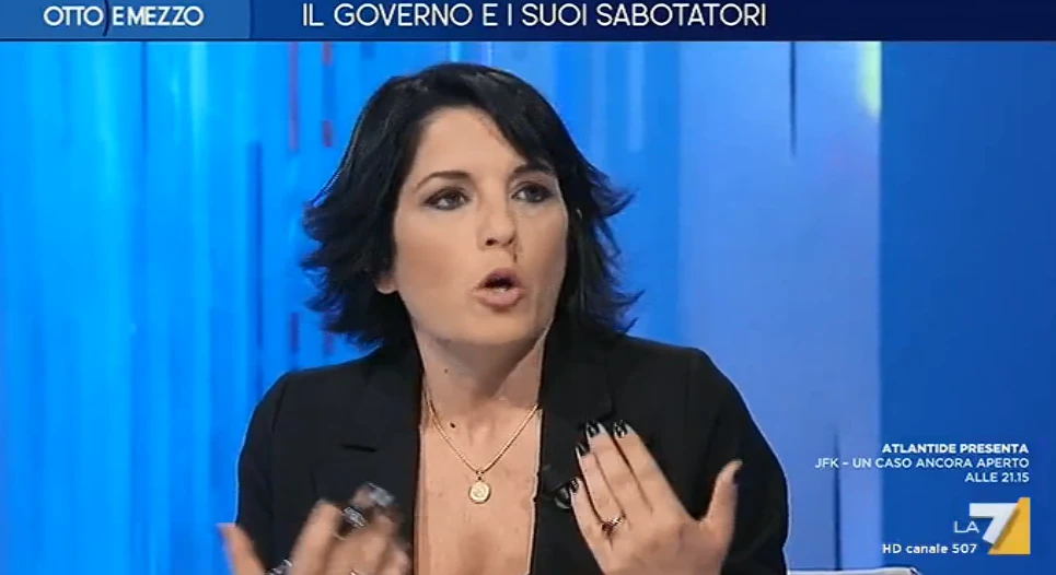 Marianna Aprile a Otto e Mezzo zittisce Carofiglio: "Pd e Cinque Stelle facevano bene a vergognarsi"