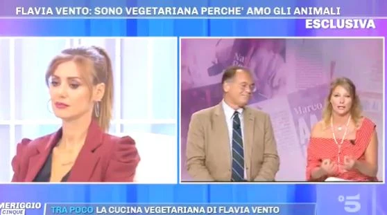 Pomeriggio 5, Cecchi Paone lascia lo studio, poi torna. Ira di Barbara D'Urso: "Non chiedi scusa?". E lui...