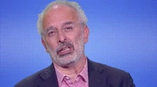 Gad Lerner contro Libero: "Ha superato se stesso, l'invasione non c'è". La prima pagina che lo fa sfrizionare