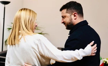 Zelensky a Palazzo Chigi da Giorgia Meloni: il cambio d'agenda