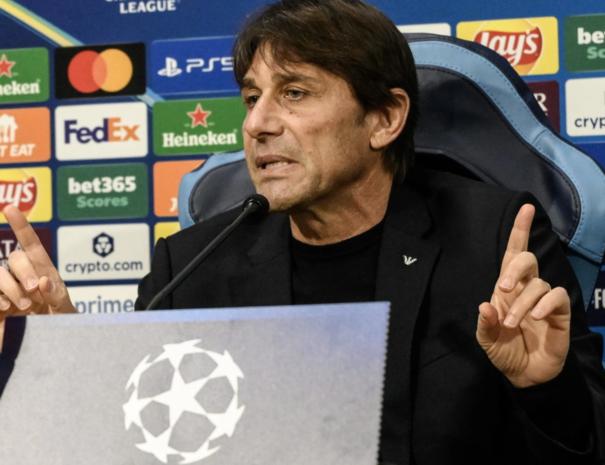 Antonio Conte, rissa con Luciano Spalletti: "Attento quando parli"