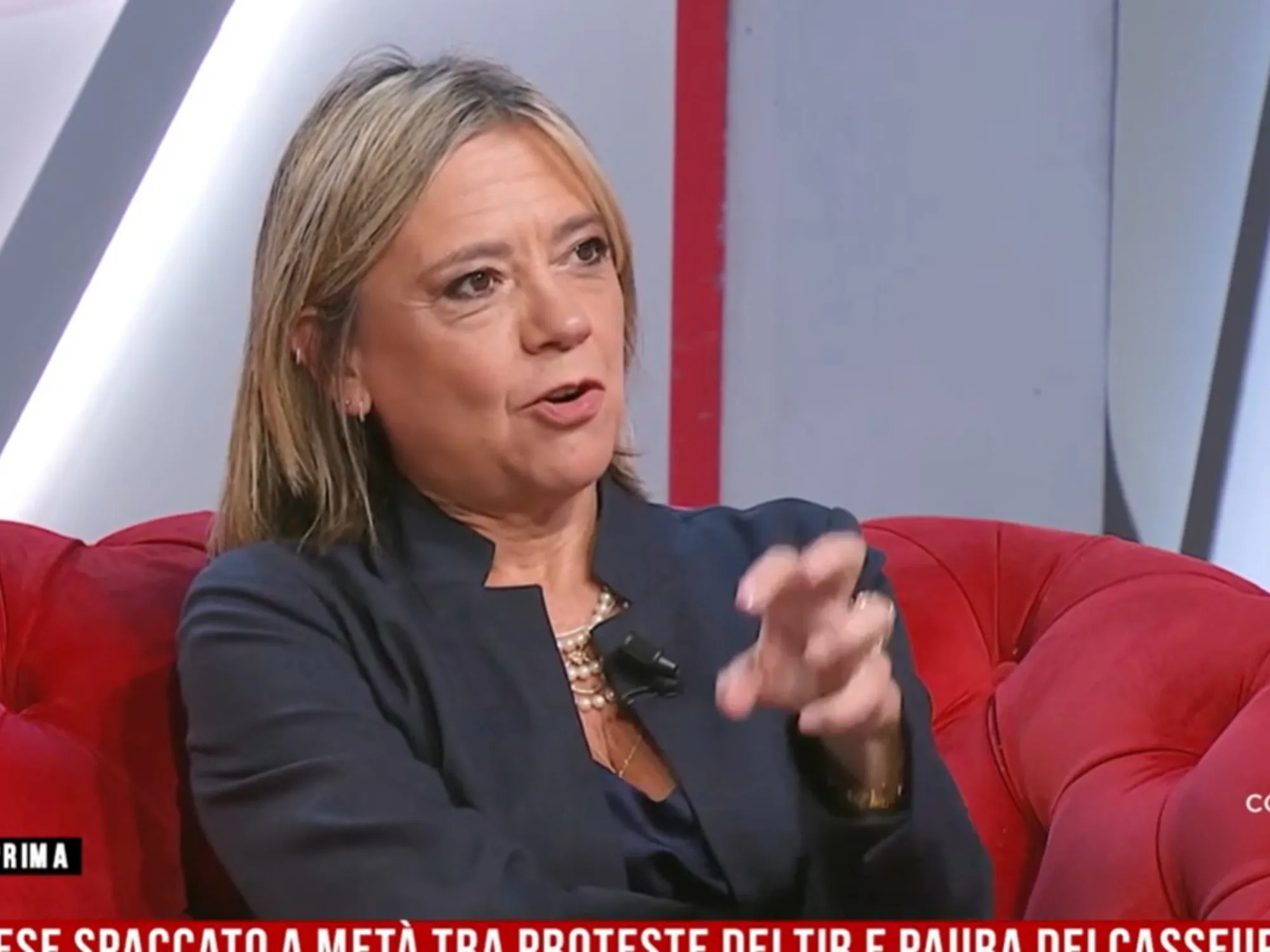 Leggi l'articolo: "Sono tornati topini". Preziosi, l'insulto al governo Meloni