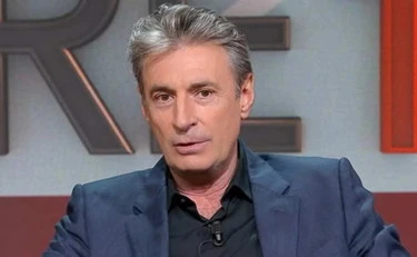 https://media.liberoquotidiano.it/xhNWlKfIgYD93lMee_GDI0x1FF_I2_Xqf1DpbmvCJPU/width:800/quality:90/aW1hZ2VzLzIwMjUvMTAvMTAvMDgyNzMyMTY4LWY0ZTc4ZjdkLTJjYjctNGI1MC1iY2QzLTU5Njg1YjhjZDA1MS5qcGc.webp