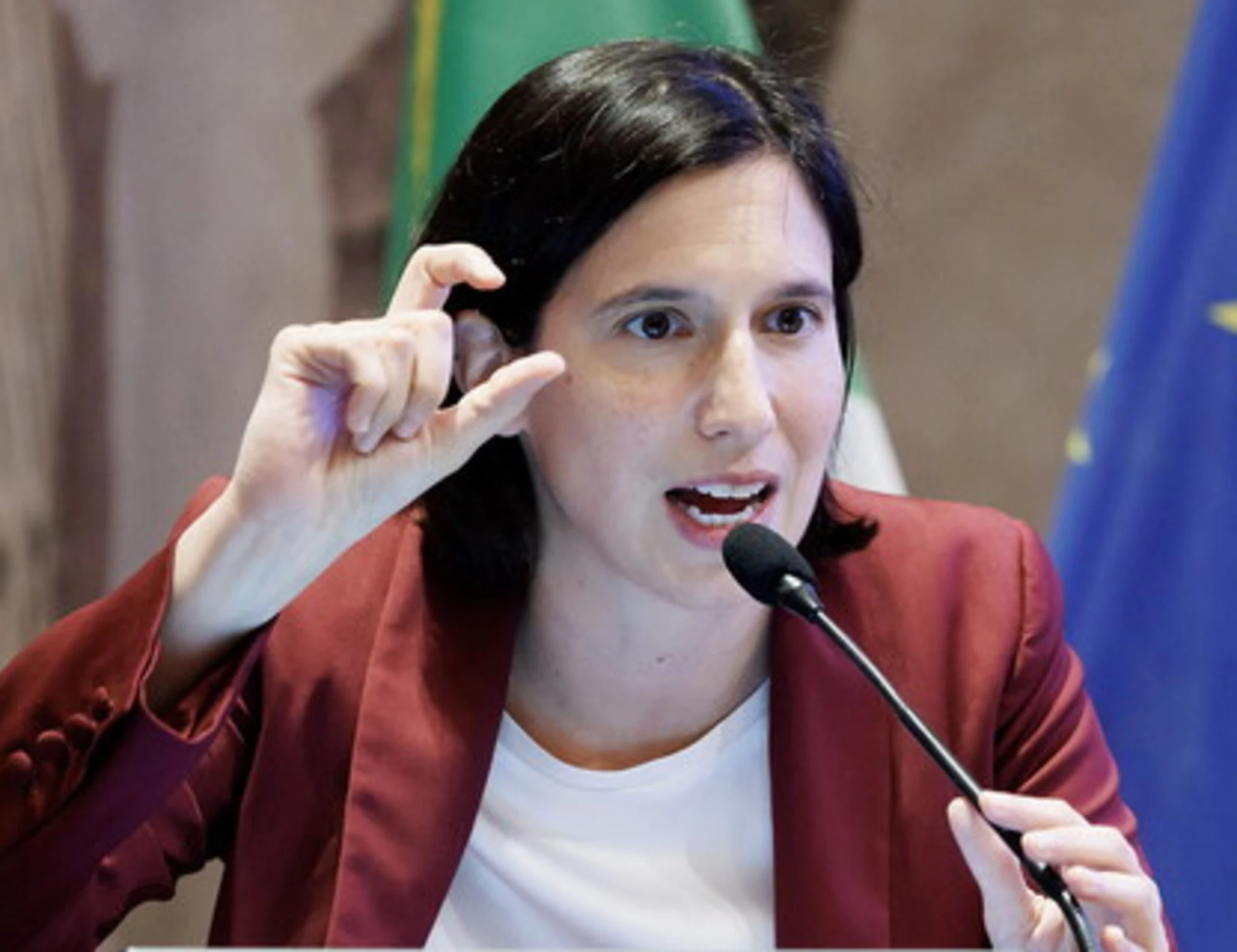 Elly Schlein la spara: "Avanti così e stravinciamo"
