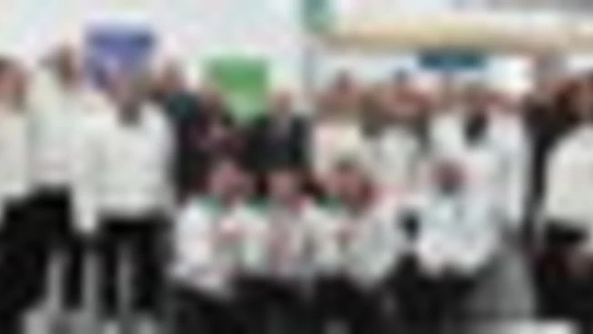 Olimpiadi, Mattarella pranza con gli atleti al villaggio olimpico