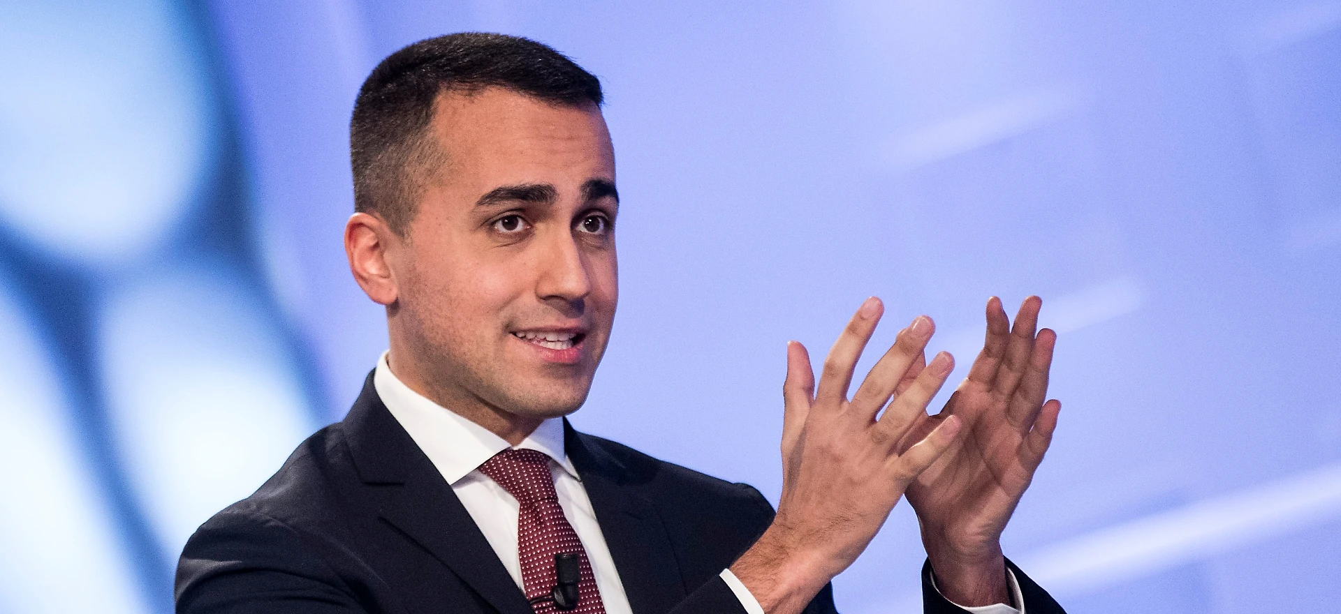 Luigi Di Maio, la nevrosi dopo il sondaggio: ora il M5s guarda al Pd?