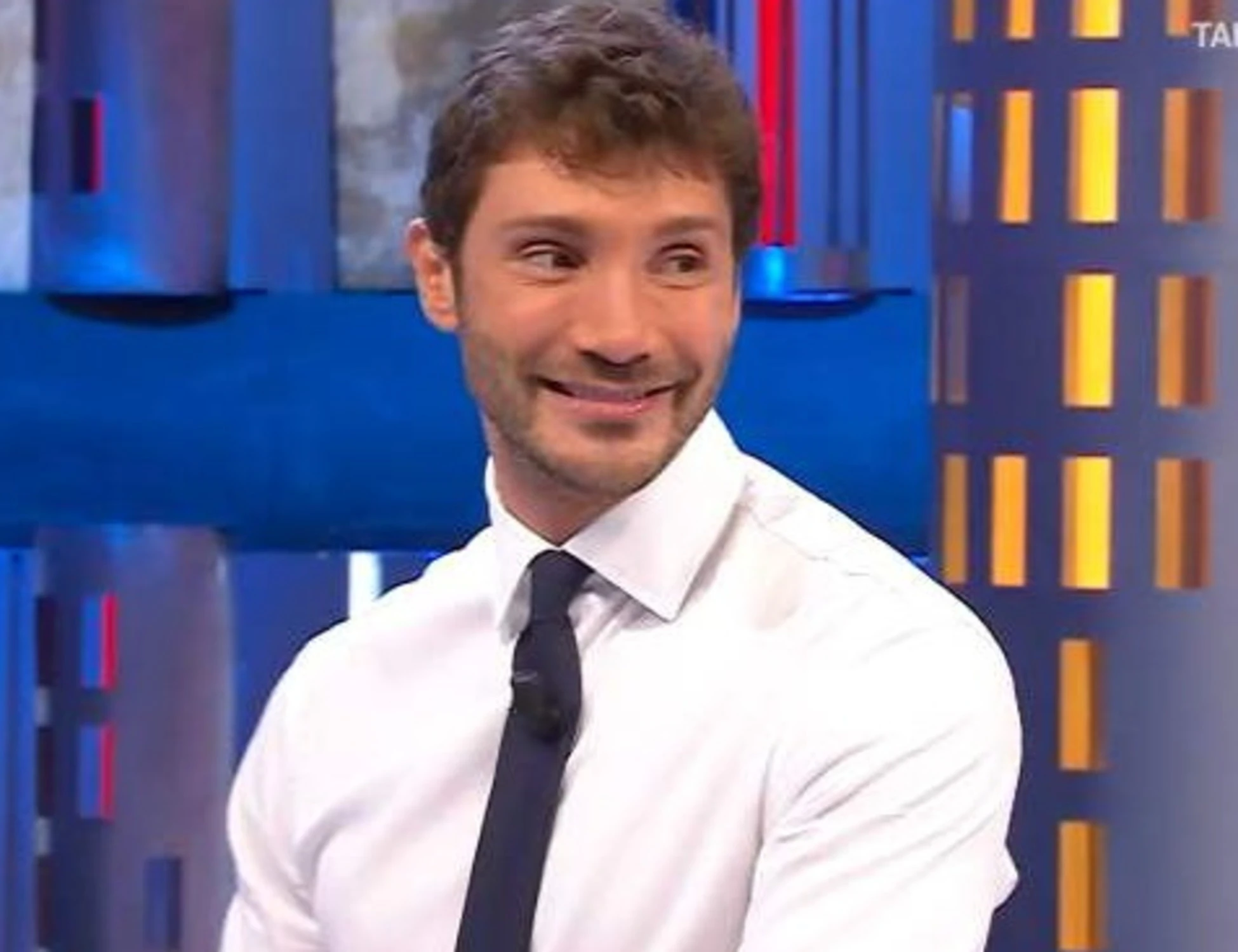 Stefano De Martino, rumors clamorosi: Belen ed Emma...