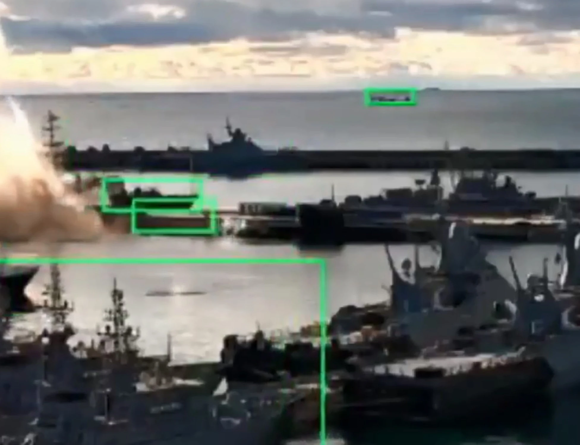 Ucraina, drone affonda un sottomarino russo: mai successo prima