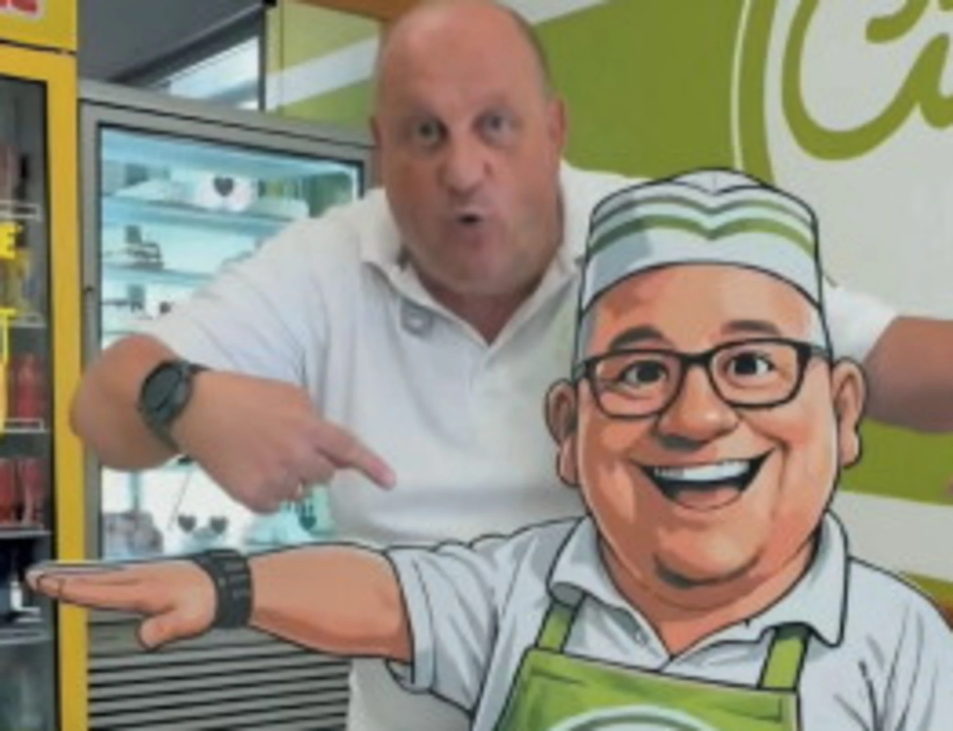 I compagni in gelateria vedono fascisti immaginari