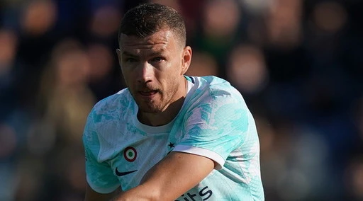 L'Inter espugna Bergamo e torna in pista: Dzeko è inarrestabile