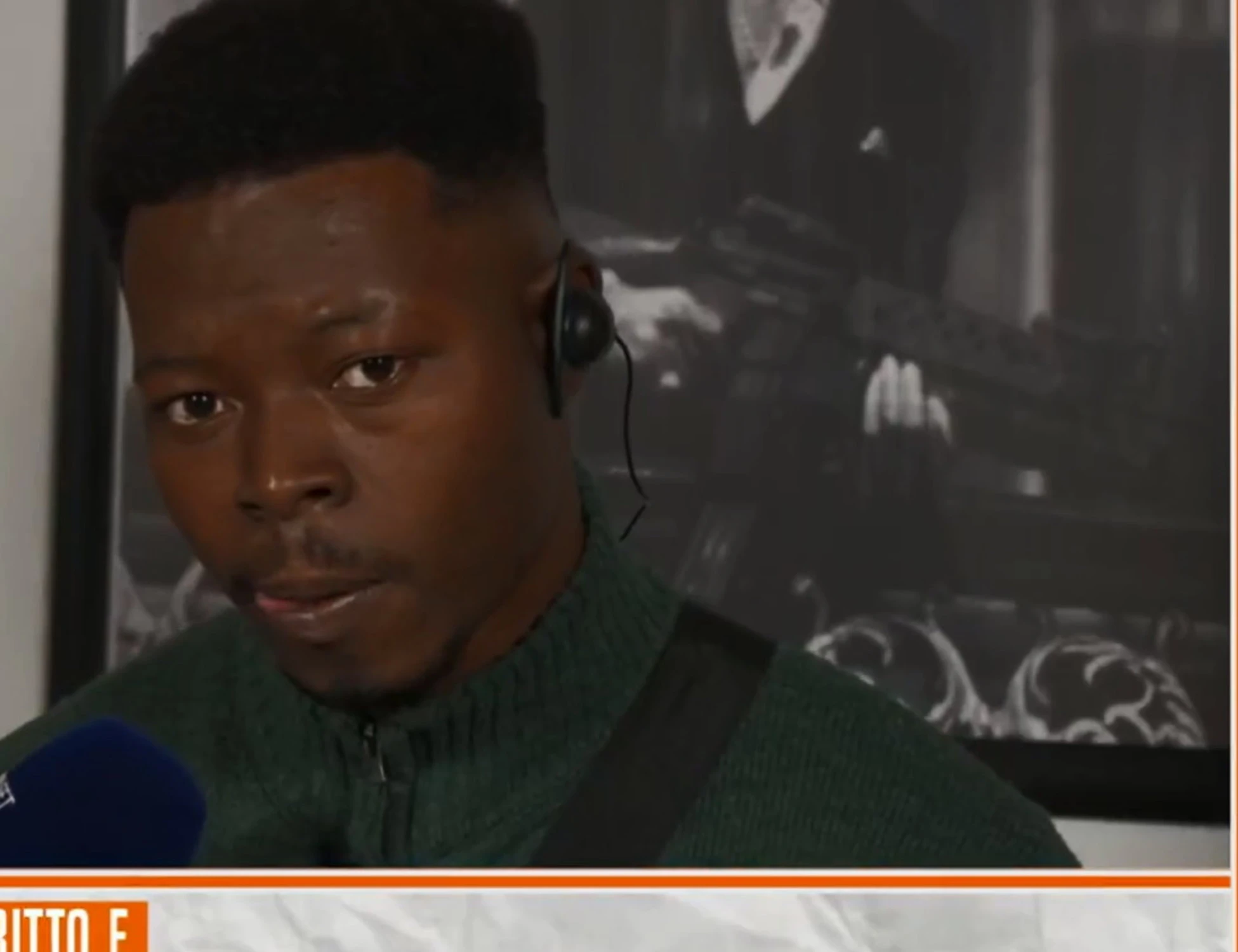 Dritto e Rovescio, Adam delira, Leoni lo spiana: "Ramy? Tu uno senza casco..."