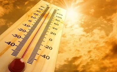 Vročinski val in padavine zajeli dele Evrope