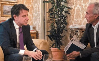 Ricci per ora l’ha sfangata ma più delle indagini pesa il Travaglio di Conte