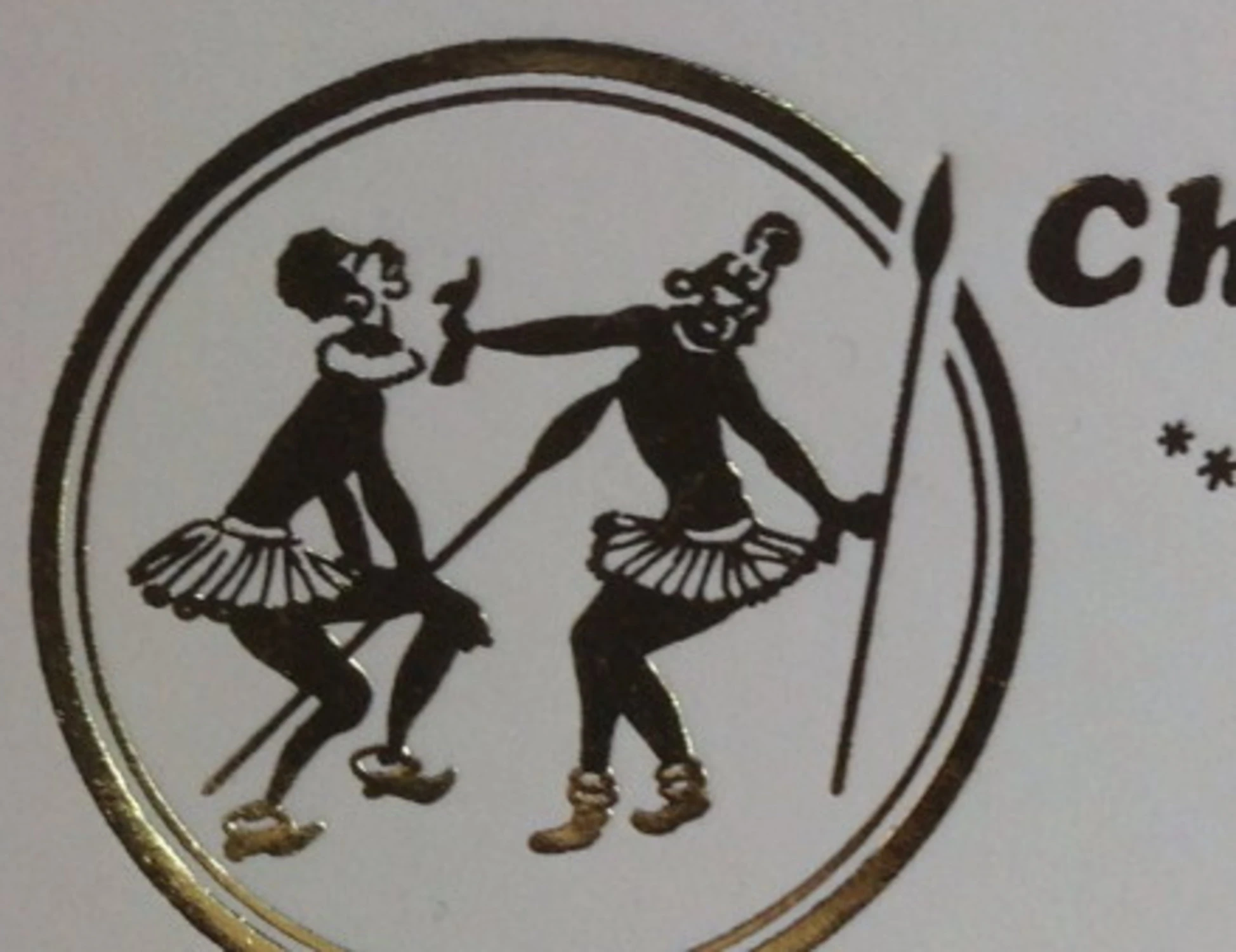 Cagliari, "quella farmacia è razzista": un delirio, costretti a cambiare insegna