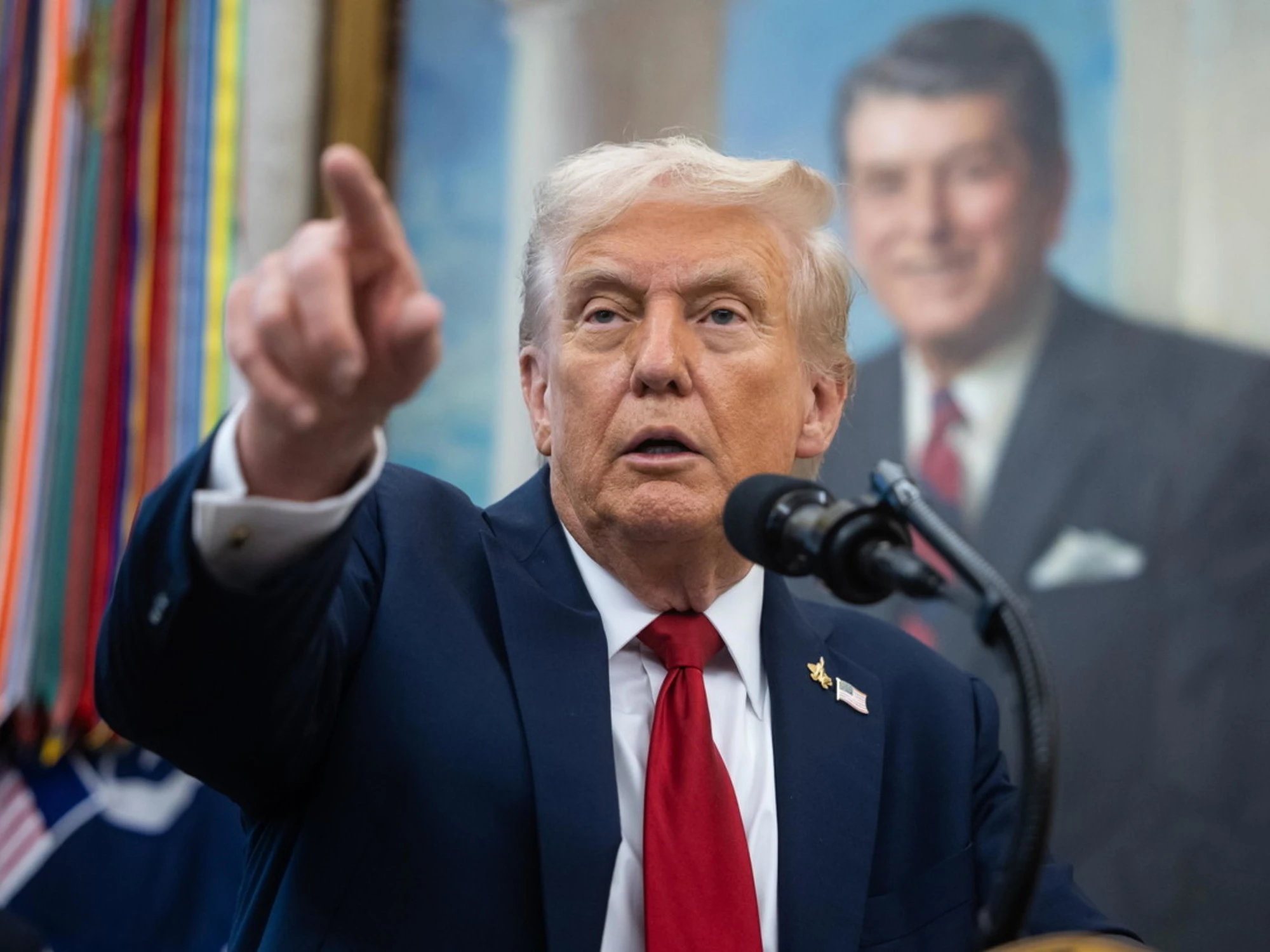 Pur di attaccare il piano di Trump per la tregua i vescovi rinnegano il Papa