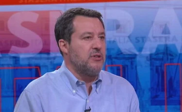 Salvini le suona alle toghe: "Quelli di Askatasuna a casa per Natale, i bimbi della famiglia nel bosco no"