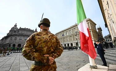 https://media.liberoquotidiano.it/xvb1BZ_11tfHk-DxobdC9-yXW0ZZ0MvwSrT5Dn7Urps/width:800/quality:90/aW1hZ2VzLzIwMjYvMDUvMDkvMDYyNDA5MjQxLTViOGJkOWExLTI0Y2QtNDdjYS1hMGYzLWQxODNkZWUyMWZiOC5qcGc.webp