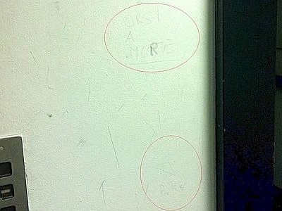 Genova, scritta Br in uffici Ansaldo Energia Finmeccanica: "Opera di un mitomane"