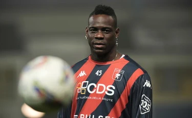 Mario Balotelli, lezione alla sinistra su Ceuta: "Italia agli italiani, Africa agli africani"