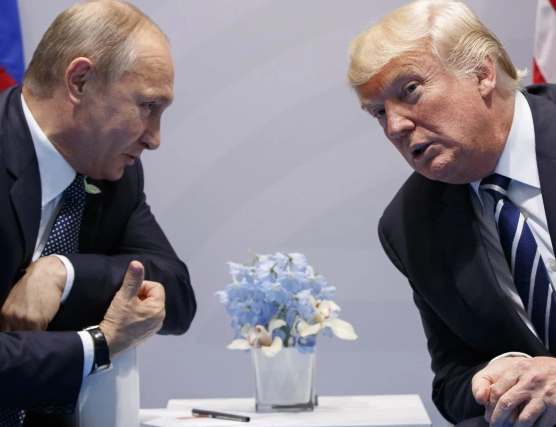 Trump-Putin, incontro "nei prossimi giorni": ipotesi Emirati. E lo zar apre a Zelensky