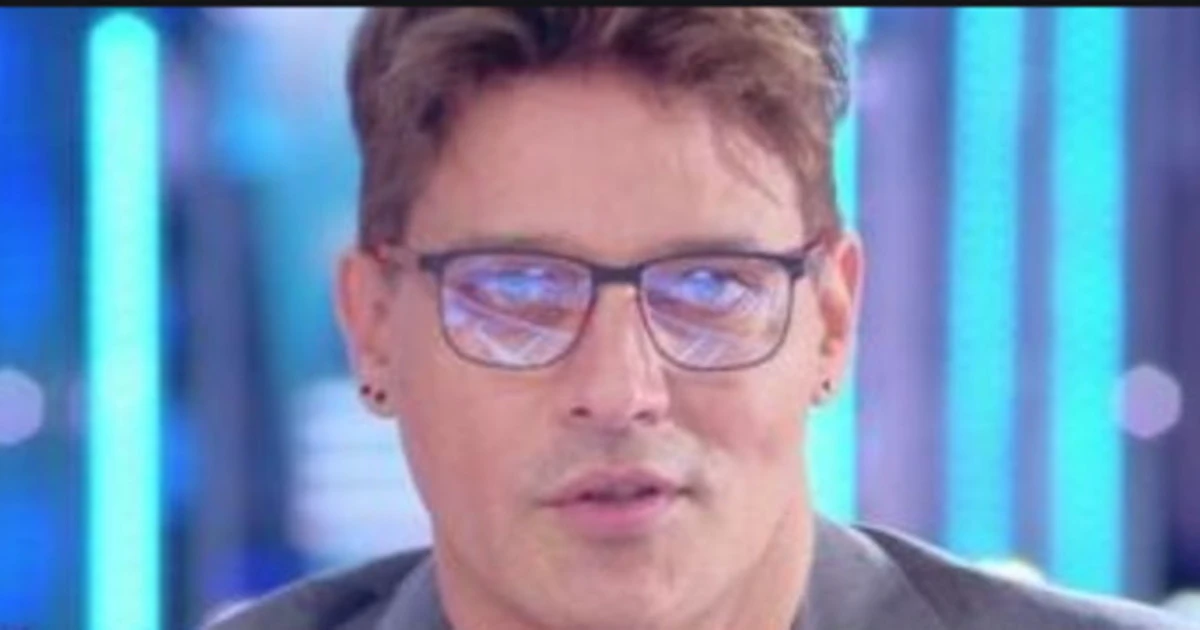 Vittorio Feltri sul coming-out di Gabriel Grako: "Costretti a osannare e dipingere i gay come eroi"