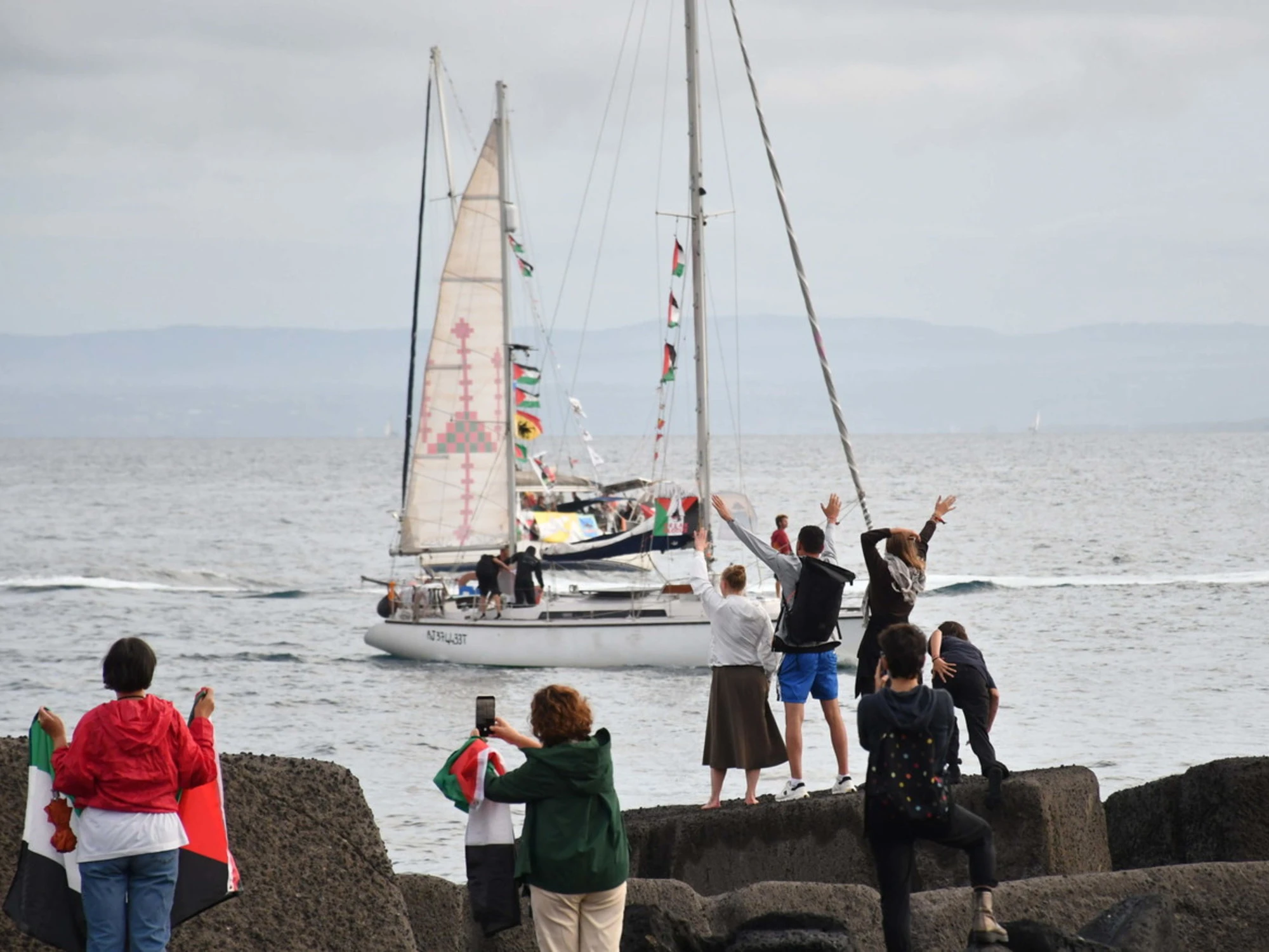 Flotilla, all'estero non se la filano