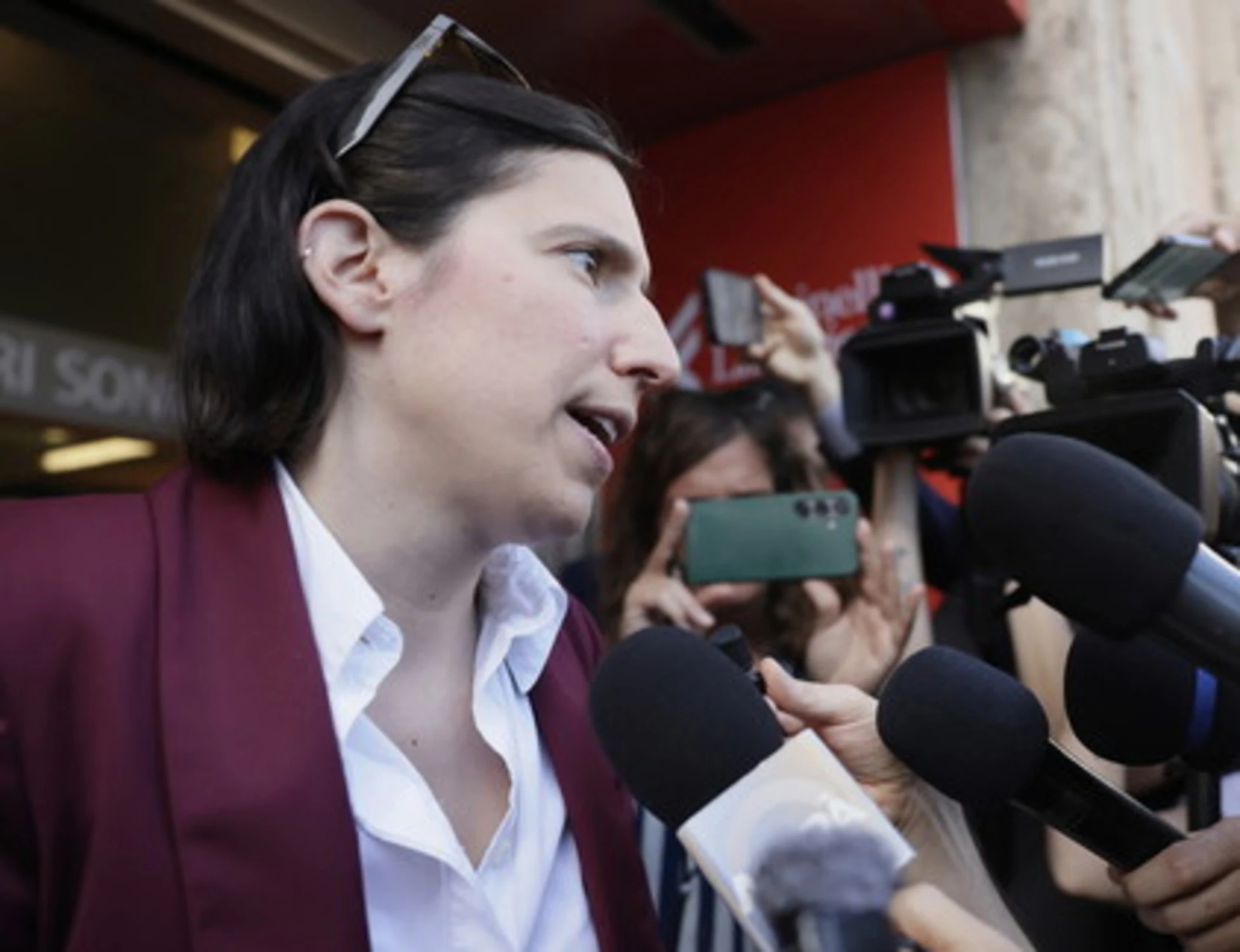 Schlein frena sulla patrimoniale e spacca il campo largo: ecco la sinistra di governo